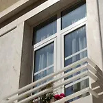 Golden Boutique Тирана