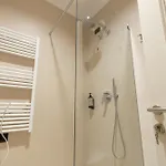 Golden Boutique Отель 3*