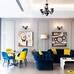 Golden Boutique
