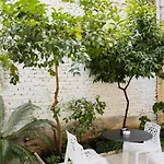 Golden Boutique Hotel