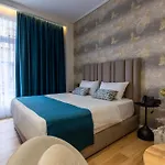 Golden Boutique Hotel