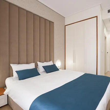 Golden , Hotel 3*