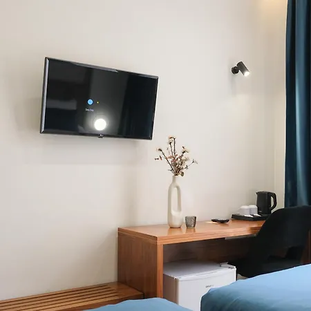 Golden , 3* Tirana