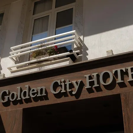 Golden Boutique 3* 地拉那