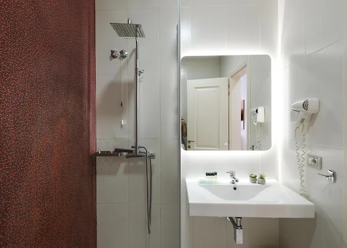 Golden Boutique Szálloda 3*