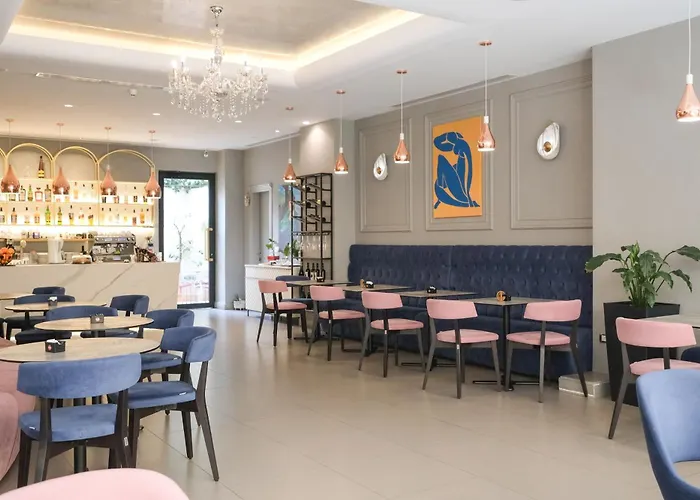 Golden Boutique Hotel