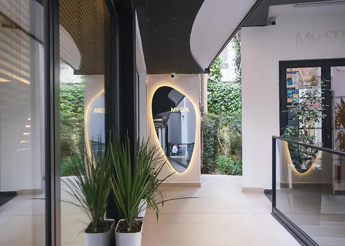 Golden Boutique Szálloda 3*