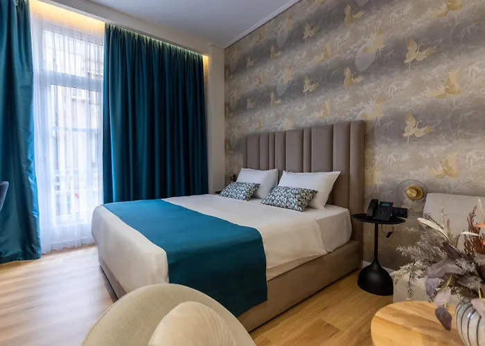 Golden Boutique Hotel
